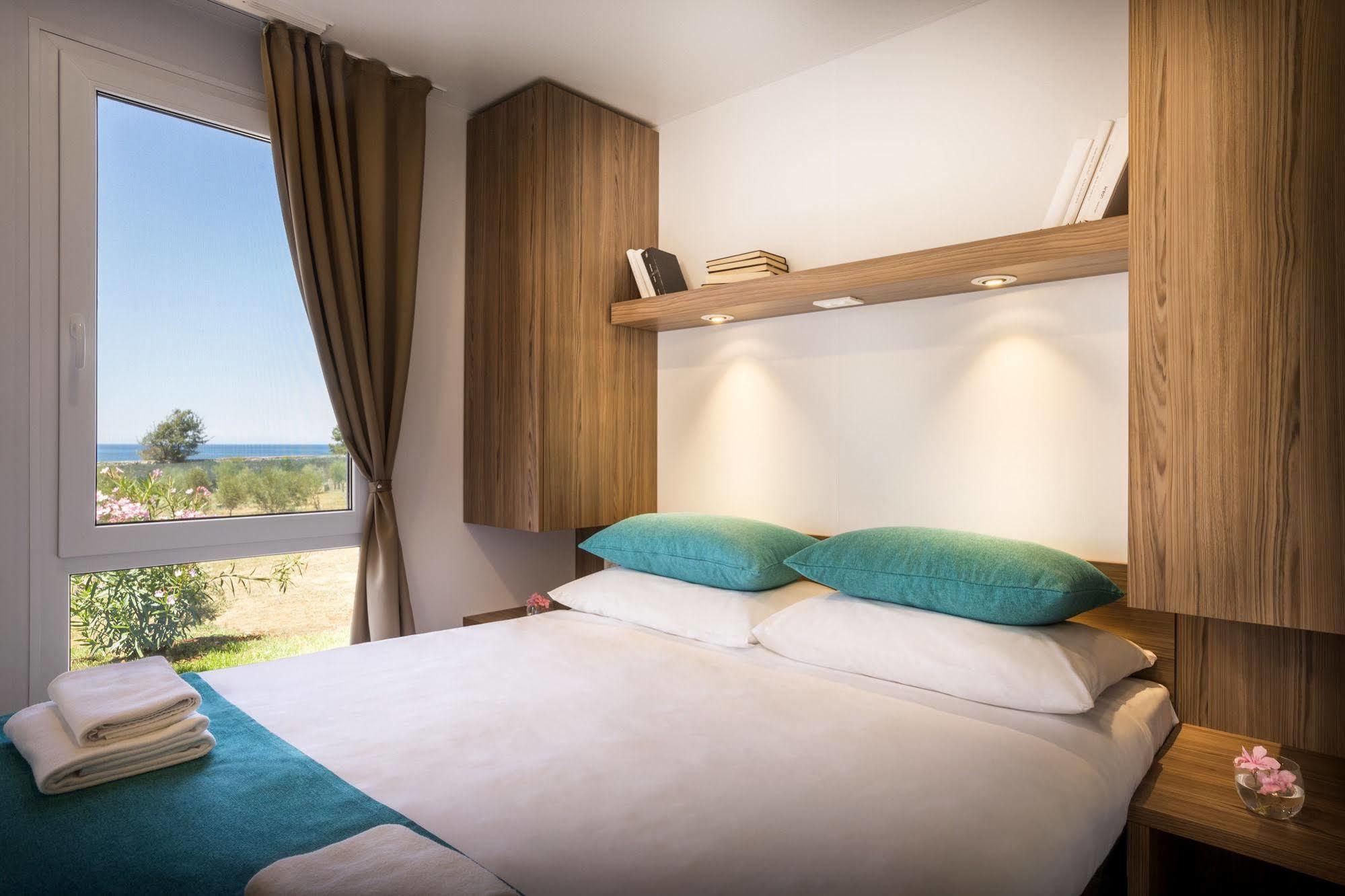 Aminess Maravea Camping Resort Mobile Homes ดายลา ภายนอก รูปภาพ